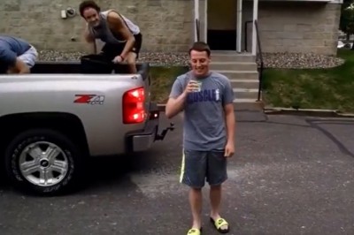 Chcieli zrobić żart kumplowi, spotkała ich za to szybka karma