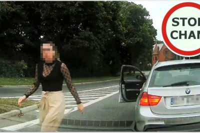 Mocny wjazd na rondo i spina z dziewczyną z BMW