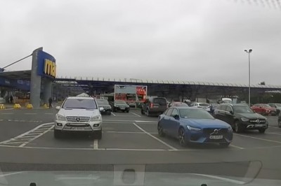 Gdy jeździsz starym Mercedesem i Cię trochę ponosi