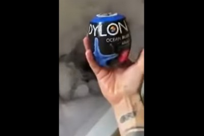 Dolał swojej dziewczynie do kąpieli środki barwiące. Trochę przesadził