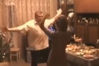 Kiedy stary zrobi takie święta, że chcesz się zapaść pod ziemię 