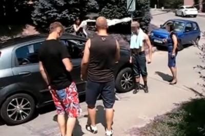 Jak nie zatrzymywać nowożeńców, czyli nietypowa brama weselna