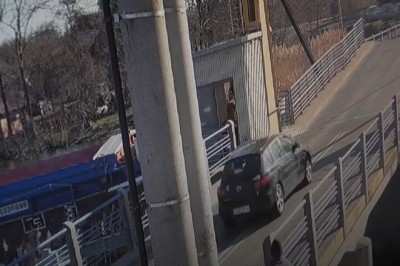 Lot autem nad zwodzonym mostem niedaleko Rybina