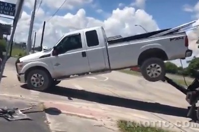 Kiedy chcą Ci odholować auto, ale Ty nie dajesz za wygraną 