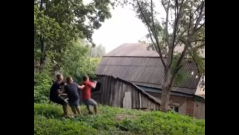 Trzech geniuszy kontra stodoła i drzewo. Trochę ich poniosło