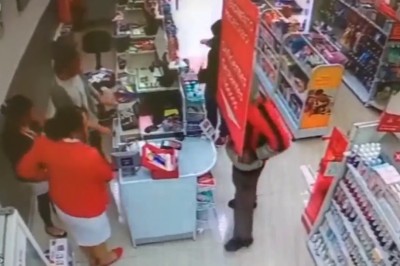 Kiedy kozak w sklepie trafia na jeszcze większego kozaka