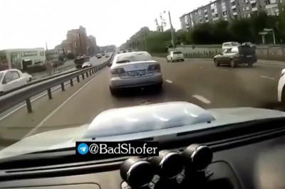 Cwaniak zaliczył szybki koniec jazdy slalomem po mieście