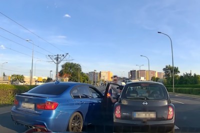 Kolejny żenujący popis kierowcy w BMW. Musiał być pierwszy