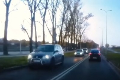 Szybka kara dla cwaniaka w Audi, który chciał ominąć korek