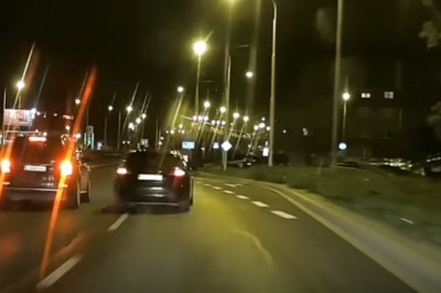 Rozbił swoje Audi, bo chciał polatać slalomem po mieście 