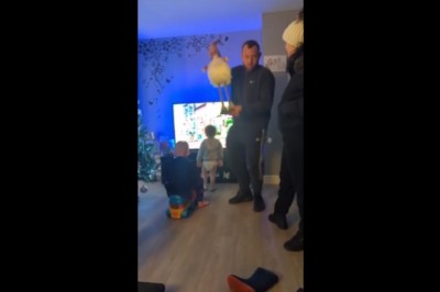 Kiedy dorwiesz się do zabawki dla dzieci i chcesz się popisać