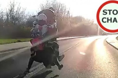 Jazda na jednym kole bez prawka zakończona na asfalcie