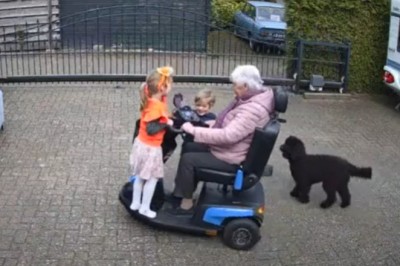 Kiedy zabawa z babcią wymyka się spod kontroli