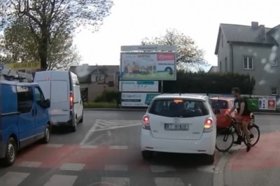 Niektórzy potrafią przesadzić, czyli rowerzyści kontra kierowcy