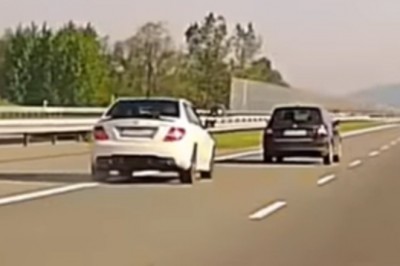 Tak leciał Mercem, że o mało nie staranował Skody