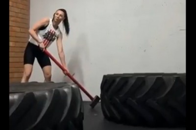 Dziewczyna, młot i opona. Co może pójść nie tak?