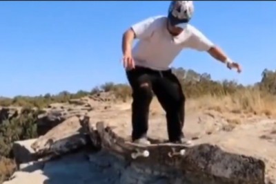 Spadł z klifu, bo chciał się popisać trickiem na desce
