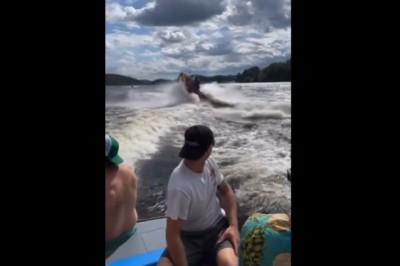 Chciał cwaniakować na skuterze. Szybko tego pożałował