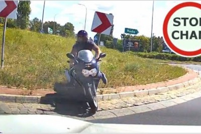 Pod wpływem alkoholu przeleciał przez rondo - nagranie z Dębe Wielkie