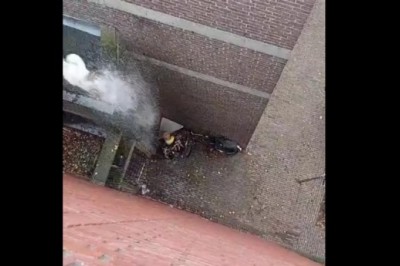 Szybka kara za sikanie komuś pod oknami