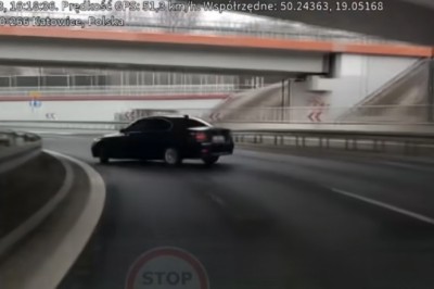 Kiedy nie ogarniasz tylnego napędy w BMW i przytulasz barierki