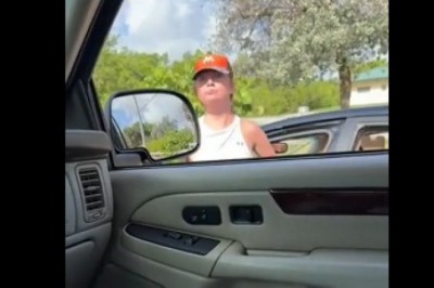 Karyna w aucie darła się na typa i szybko tego pożałowała