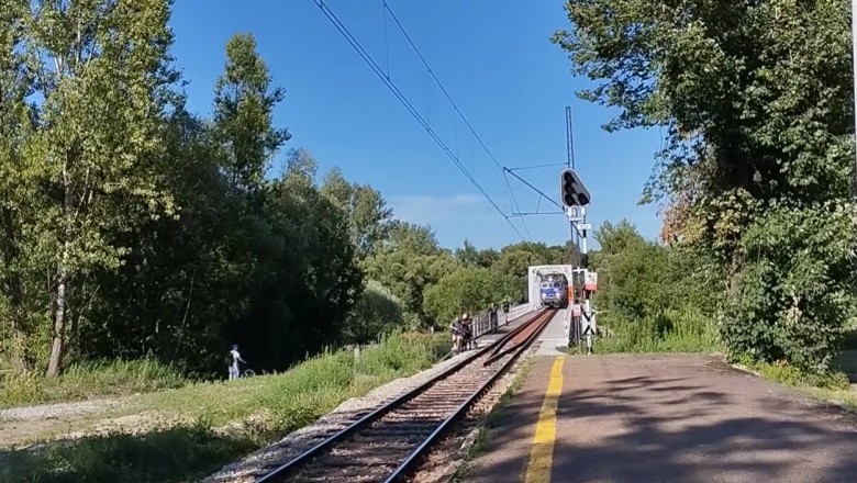 Skrajna głupota rowerzystów na moście kolejowym w Kętach [NAGRANIE]