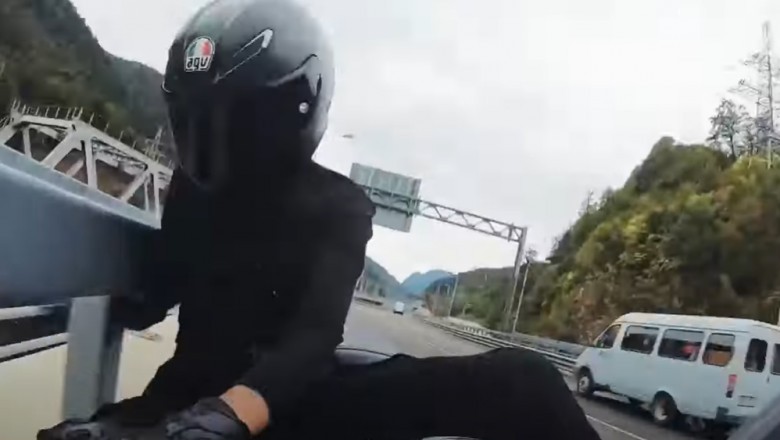 Dziewczyna nagrała swój wypadek przy 222 km/h na motocyklu. Nagranie ku przestrodze