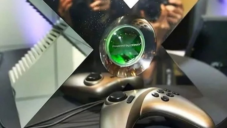 Tak wyglądał pierwszy Xbox. Ważył tyle co mały telewizor i był zrobiony z jednego kawałka metalu