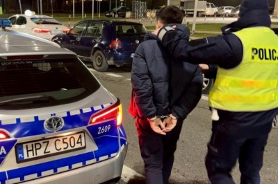 14 nietrzeźwych, 5 z fałszywym prawkiem, 2 poszukiwanych. Policja opublikowała nagranie z kontroli „taxówek”