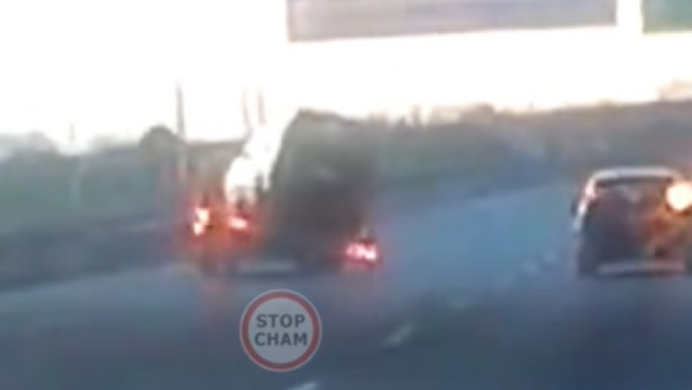 „Miota nim jak szatan”. Kierowca BUSa z lawetą na A8 poczuł się jak Kubica na torze