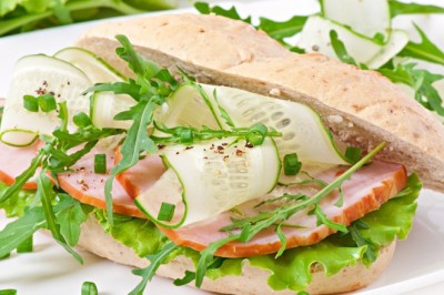 Te produkty mogą szkodzić jelitom. Prof. Tim Spector radzi, co ograniczyć