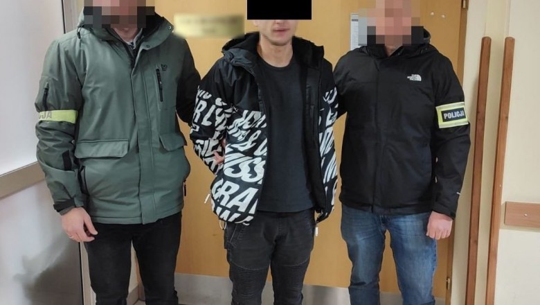 Seniorka przechytrzyła oszusta. Zamiast pieniędzy przygotowała książki