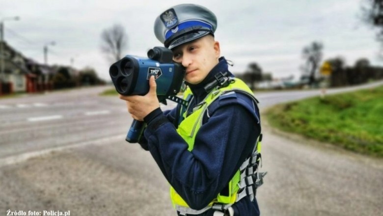 Policjant w nieoznakowanym radiowozie stracił prawo jazdy. Zatrzymała go tarnowska drogówka