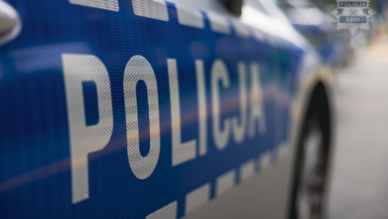 Agresywny mężczyzna wyszedł z szablą na policjantów. Interwencja w Bytomiu skończyła się postrzeleniem, napastnik nie przeżył