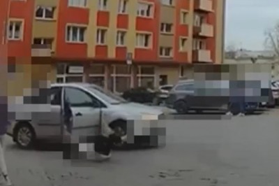 Miał 2 promile i o mało nie rozjechał kobiety podczas zatrzymania. Policja opublikowała nagranie.