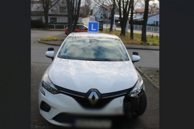 Instruktorka nauki jazdy pod wpływem rozbiła „elkę”. Miała ponad 1,5 promila